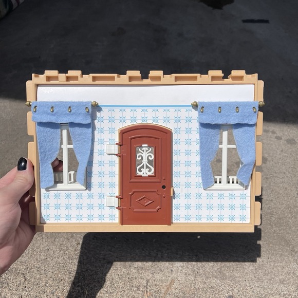 Playmobil Victorian Mansion 5300 Outer Wall, Door, Blue Curtains Wallpaper Parts - Picture 1 of 3